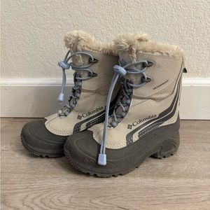 Columbia Youth Unisex Bugaboot Fawn/Faded Sky / Snow Boot